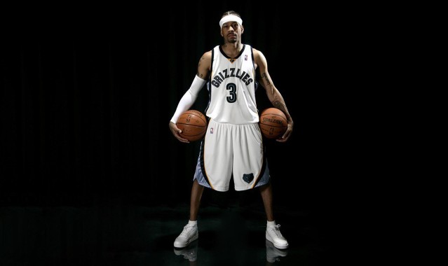 森林狼锁定未来核心，官宣与朱利叶斯-兰德尔完成多年续约