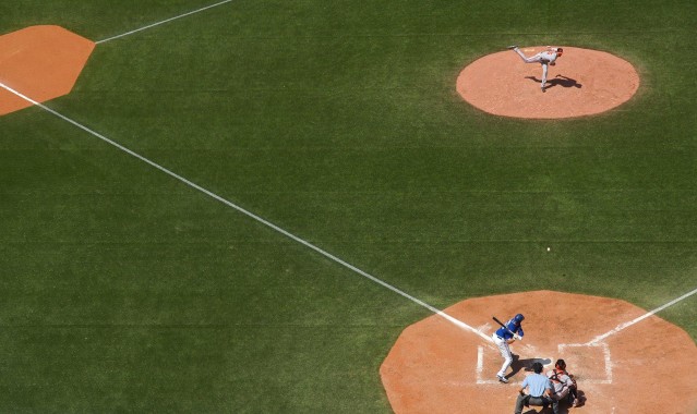 西班牙人主场激战皇家贝蒂斯，普阿多、卡夫雷拉首发，安东尼、贝莱林关键出战