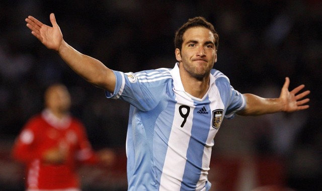 李楠重申战术核心，信任周琦不变 呼吁郭艾伦提升防守纪律性