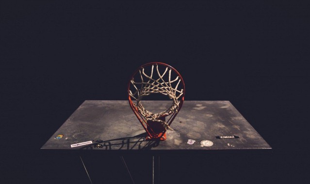 体坛联播｜U20国足完胜韩国创历史，西班牙瑞士晋级世界杯在望